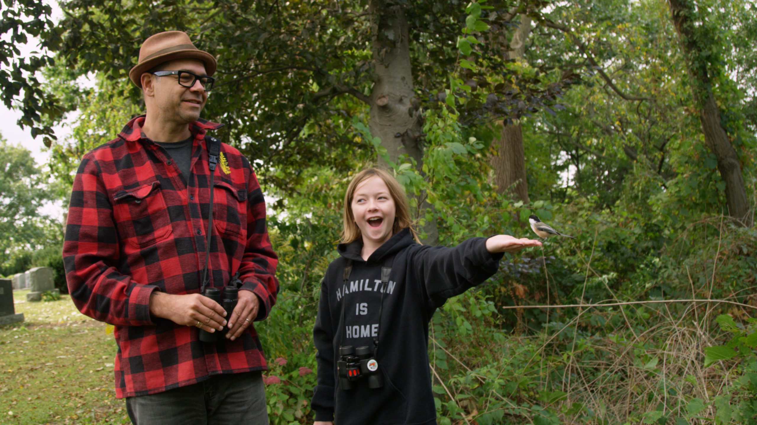 Paul-Riss-birding-with-his-daughter